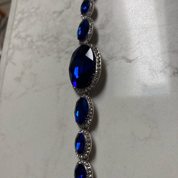 Sapphire bracelet 9 varied size Oval dark sapphire 203 round clear crystals 9”L - Picture 4 of 7